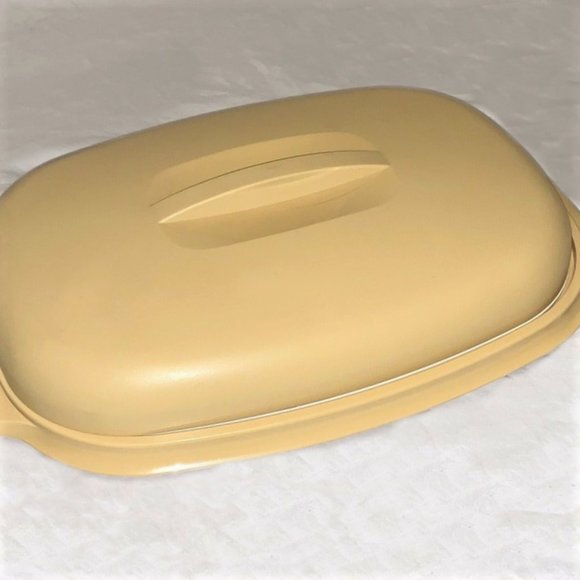 Vintage Harvest Gold Steamer Serving Bowl - Picture 2 of 8